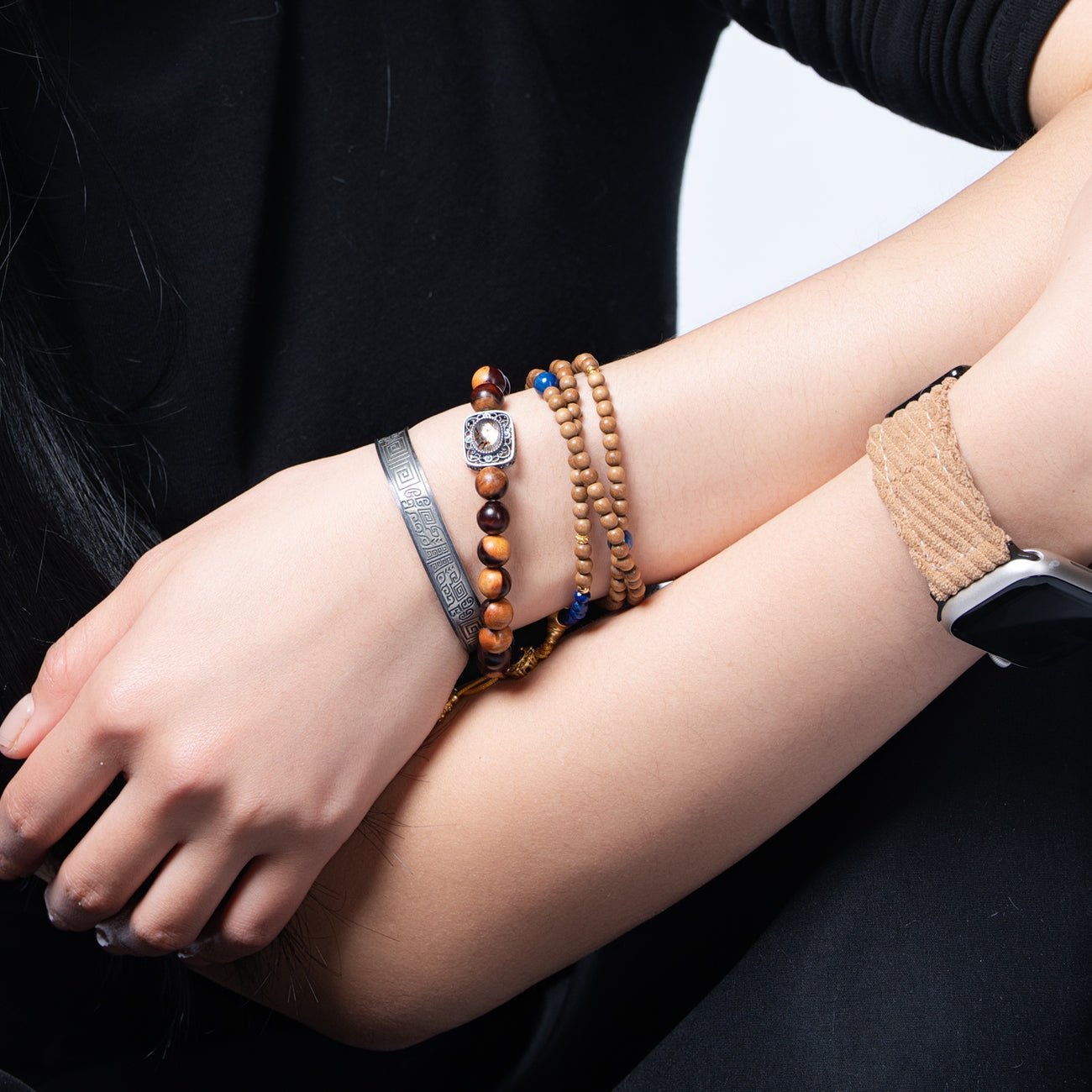 Embrace the Wild: Styling Guide for Beast Motif Jewelry - ZODORI