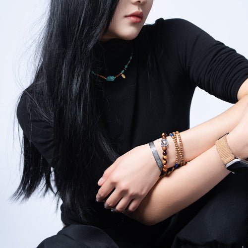 How to Wear Jewelry with the Kalachakra Seed Syllable - ZODORI